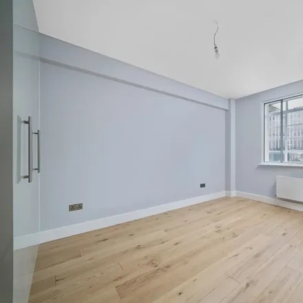 Image 7 - Primrose Hill DC Lines Tunnel, King Henry's Road, Primrose Hill, London, NW3 3QT, United Kingdom - Apartment for rent