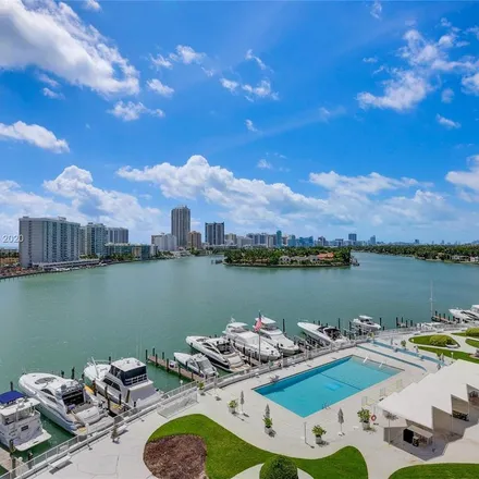 Image 9 - 900 Bay Drive, Isle of Normandy, Miami Beach, FL 33141, USA - Apartment for rent