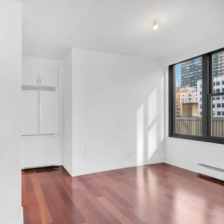 Image 2 - The Galleria, East 58th Street, New York, NY 10022, USA - Condo for sale