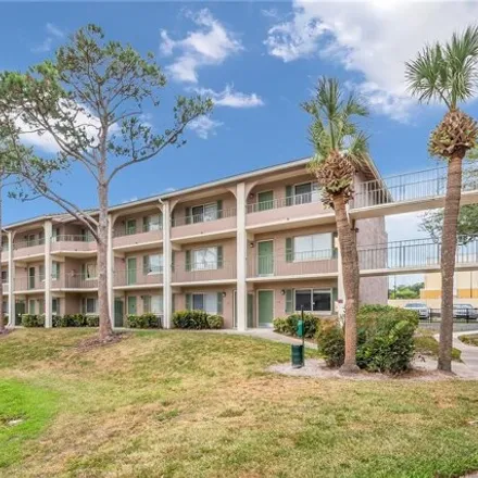 Buy this 2 bed condo on 101 Blue Point Way in Altamonte Springs, FL 32701
