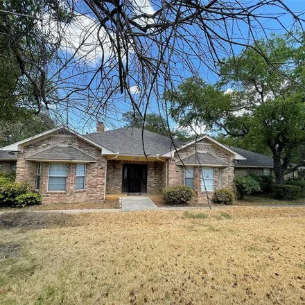 Rent this 3 bed house on 2974 Knob Hill Drive in Denton County, TX 75068
