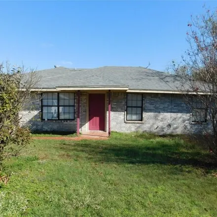 Buy this 3 bed house on 563 Italy Avenue in Bardwell, Ellis County
