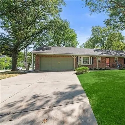 Image 4 - 8304 State Line Road, Leawood, KS 66206, USA - House for sale