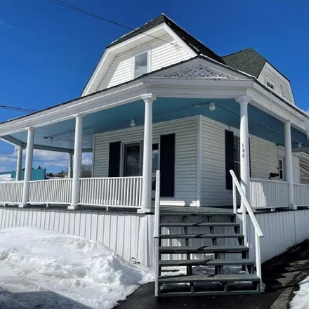 Buy this studio house on 128 High Street in Caribou, ME 04736