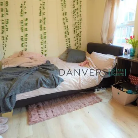 Image 7 - Iceland, Westleigh Road, Leicester, LE3 0PE, United Kingdom - Townhouse for rent