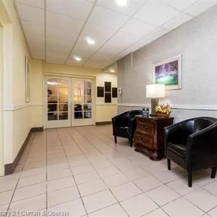 Image 3 - 21731 Morley Avenue, Dearborn, MI 48124, USA - Condo for sale