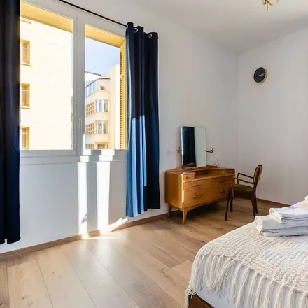 Rent this 3 bed apartment on 13002 Marseille