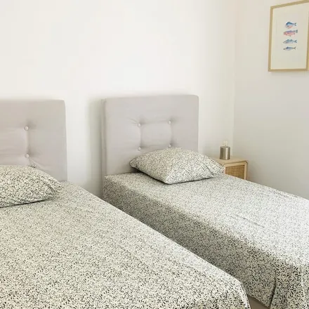 Rent this 2 bed apartment on 20169 Bonifacio / Bunifaziu