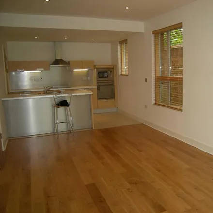 Image 5 - Bank Place Apartments, Green Lane, Wilmslow, SK9 1AN, United Kingdom - Apartment for rent