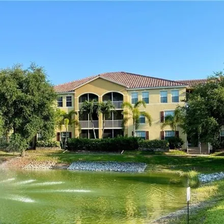 Buy this 3 bed condo on 4135 Residence Dr Apt 609 in Fort Myers, Florida
