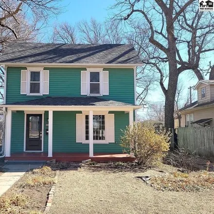 Buy this 2 bed house on 343 South Walnut Street in McPherson, KS 67460