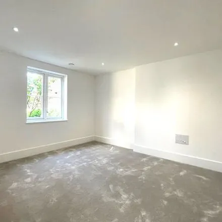 Rent this 2 bed apartment on Sassoon Drive in London, EN4 0BT
