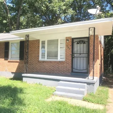 Rent this 3 bed house on 452 Stoneham Road in Persey, Memphis