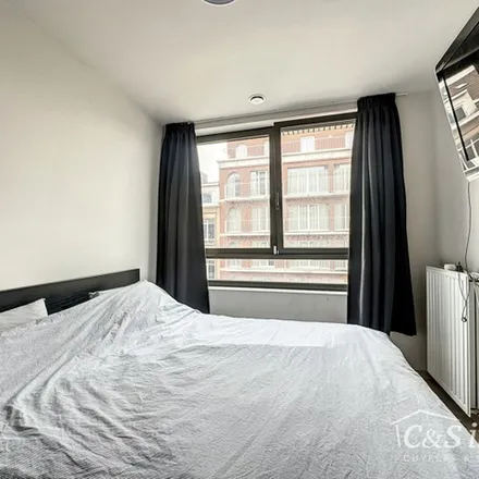 Rent this 2 bed apartment on Bredastraat 91-93 in 2060 Antwerp, Belgium