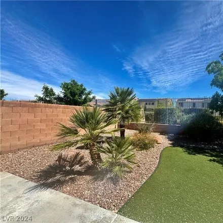 Image 5 - Aviary Trail, North Las Vegas, NV 89085, USA - House for sale