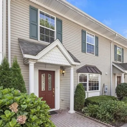 Rent this 3 bed townhouse on 129 Panorama Drive in Edgewater, Bergen County