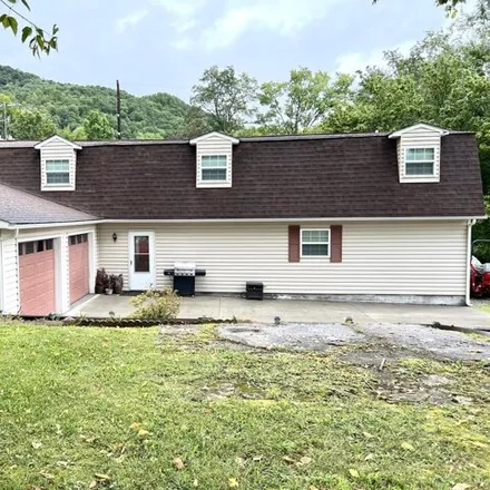 Buy this 4 bed house on 614 6th Avenue East in Big Stone Gap, VA 24219