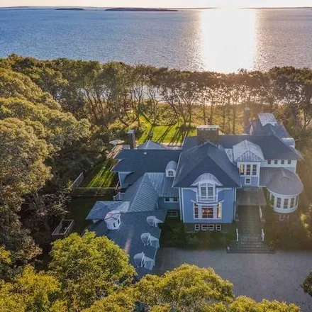 Buy this 6 bed house on 26 On the Bluff in Village of North Haven, Suffolk County