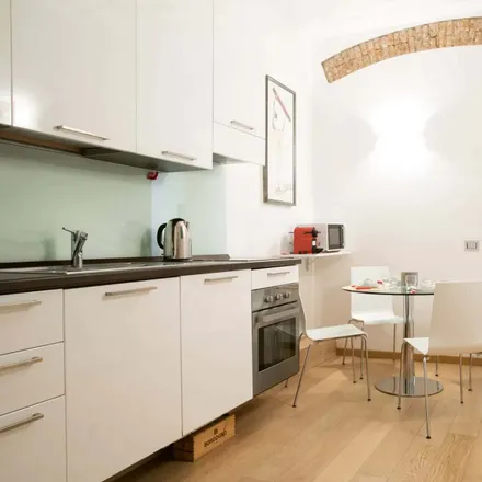 Image 3 - Galli Pizza & More, Corso Magenta, 78, 20123 Milan MI, Italy - Apartment for rent