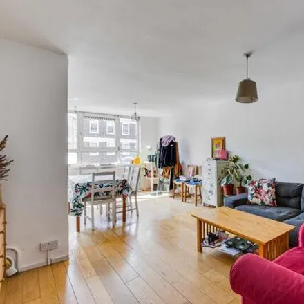 Image 9 - 17 Warltersville Road, London, N19 3XH, United Kingdom - Apartment for sale