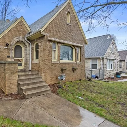 Buy this 3 bed house on 3929 North 51st Boulevard in Milwaukee, WI 53216