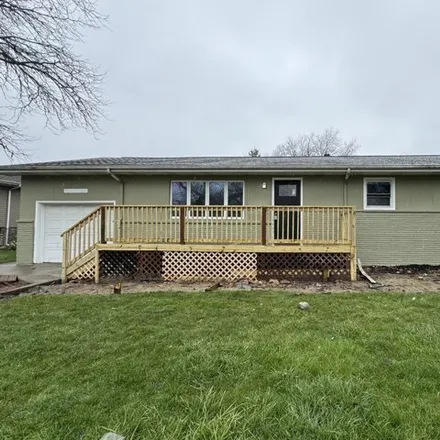 Buy this 5 bed house on 2884 Tecumseh Street in Portage, IN 46368