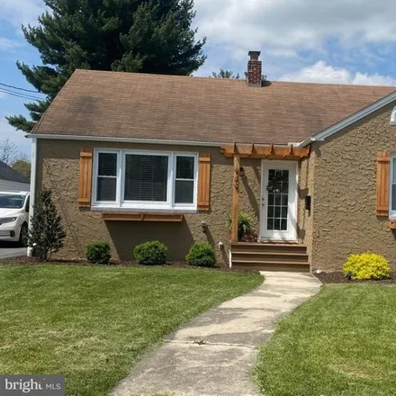 Buy this 3 bed house on 899 Blanchard Avenue in Chambersburg, PA 17201