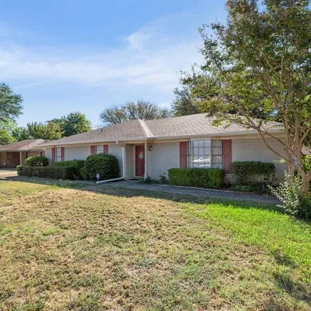 Buy this 4 bed house on 1309 Tammy Avenue in Corsicana, TX 75110