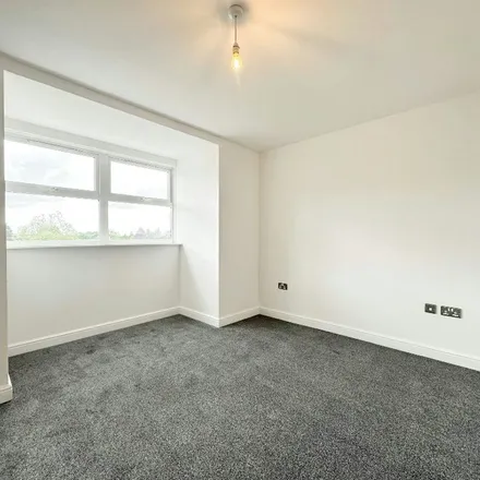 Rent this 2 bed apartment on Heathcote Road in Camberley, GU15 2HP