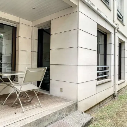 Rent this 1 bed apartment on 19 Rue du Mont Valérien in 92150 Suresnes, France