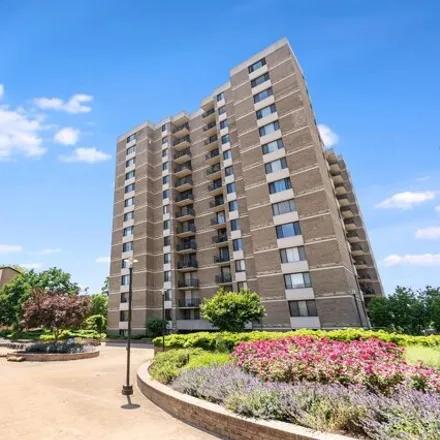 Buy this 1 bed condo on 469 East Jefferson Street in Rockville, MD 20850