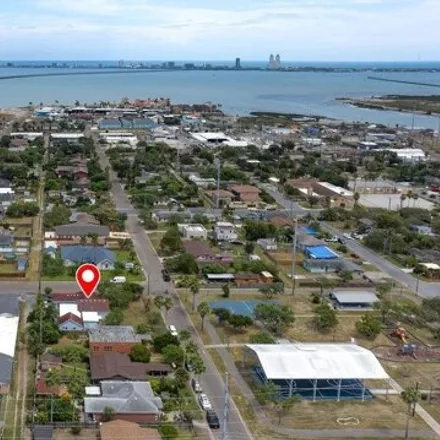 Image 2 - 580 South Musina Street, Port Isabel, TX 78578, USA - House for sale