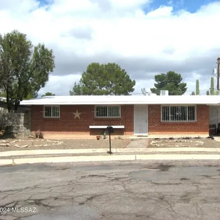 Buy this 3 bed house on unnamed road in Tucson, AZ 85705