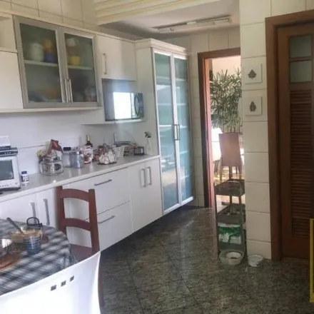 Buy this 6 bed house on Rua Achyles de Albuquerque de Oliveira in Piratininga, Niterói - RJ