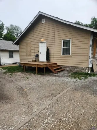 Buy this 2 bed house on 3604 Southwest 21st Street in Topeka, KS 66604
