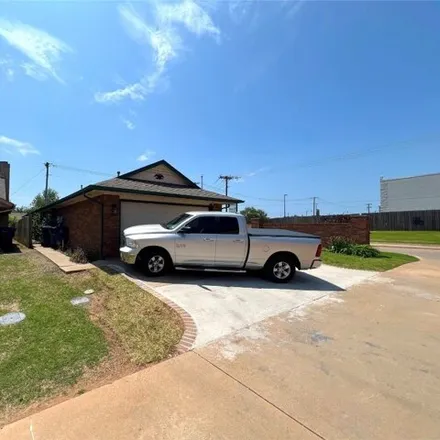 Image 4 - 4430 S Olie Ave, Oklahoma City, Oklahoma, 73109 - House for sale