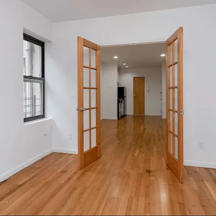 Rent this 1 bed apartment on 425 East 76th Street in New York, NY 10021