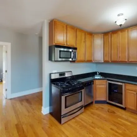 Rent this 2 bed apartment on #3s,5621 North Spaulding Avenue in Hollywood Park, Chicago