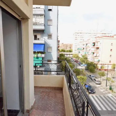 Image 4 - Carrer de Concha Espina, 22, 46021 Valencia, Spain - Apartment for rent