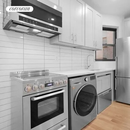 Rent this 3 bed apartment on 542 East 82nd Street in New York, NY 10028