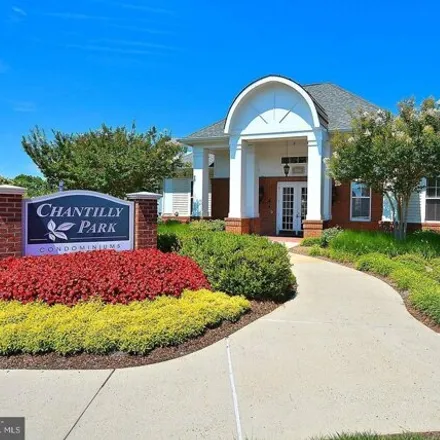 Buy this 2 bed condo on Chantilly Park Condo in Centreville Road, Chantilly