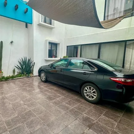 Buy this 4 bed house on Circuito Villa de Génova in 20206 Aguascalientes City, AGU