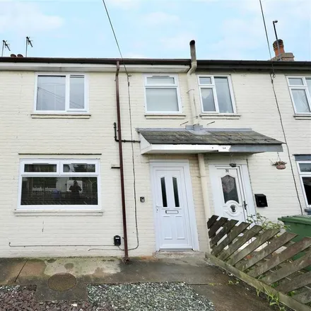 Rent this 2 bed townhouse on Schofield Avenue in Beverley, HU17 0HX