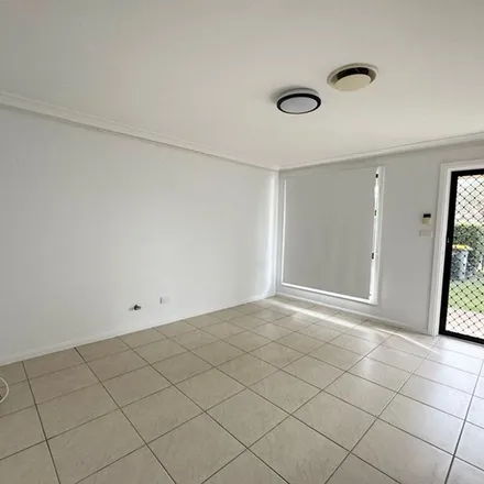 Image 7 - Hillcrest Road, Quakers Hill NSW 2763, Australia - Townhouse for rent
