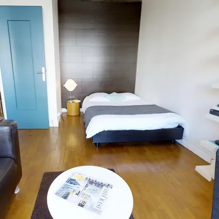 Rent this 1 bed apartment on 104 Rue Ney in 69006 Lyon, France