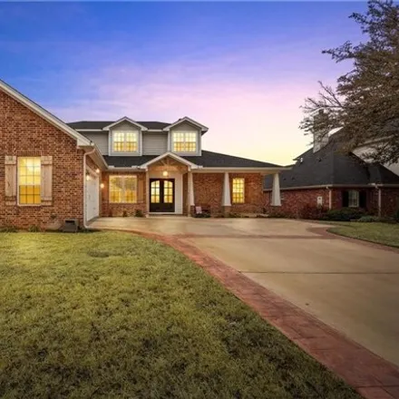Buy this 5 bed house on Badger Ranch Boulevard in Woodway, McLennan County