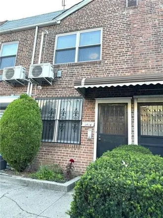 Rent this 3 bed house on 1414 East 16th Street in New York, NY 11230