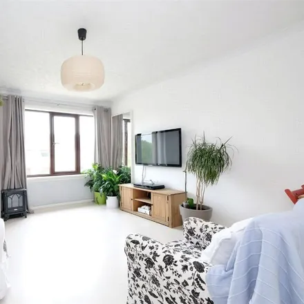 Image 2 - 10 Collieston Avenue, Aberdeen City, AB22 8SE, United Kingdom - Apartment for rent