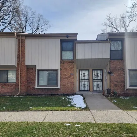 Rent this 2 bed townhouse on 21809 McClung Avenue in Southfield, MI 48075