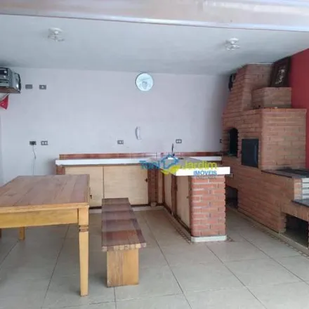 Buy this 3 bed house on Congregação Cristã no Brasil in Rua Conde de Sarzedas, Vila Guarani